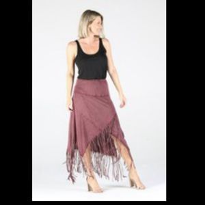 💐🌸 Knit skirt with tassel bottom